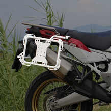 Outback Motortek Honda CRF1000L Africa Twin 18-19 White X-Frame Pannier Racks
